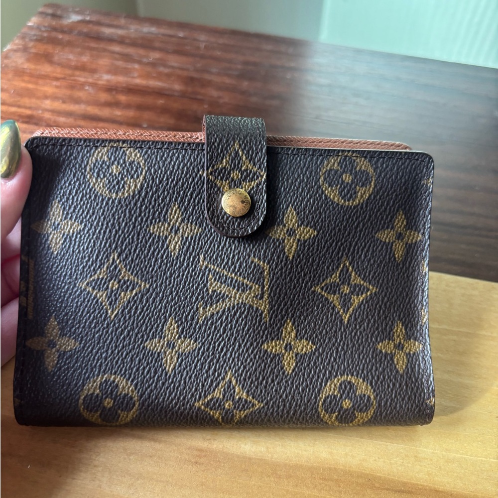 Louis Vuitton wallet/agenda cover